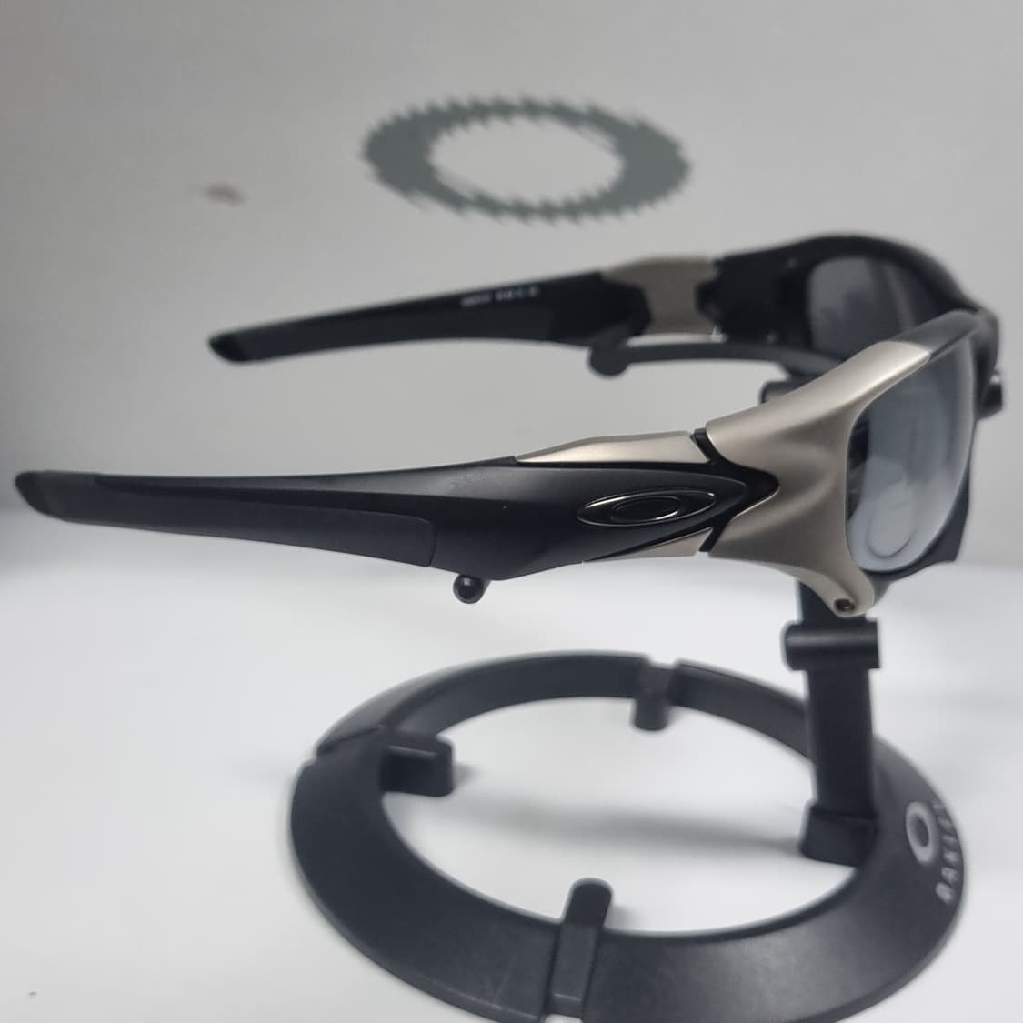 오클리 핏보스 II 매트블랙 티타늄 미사용 상품이미지5