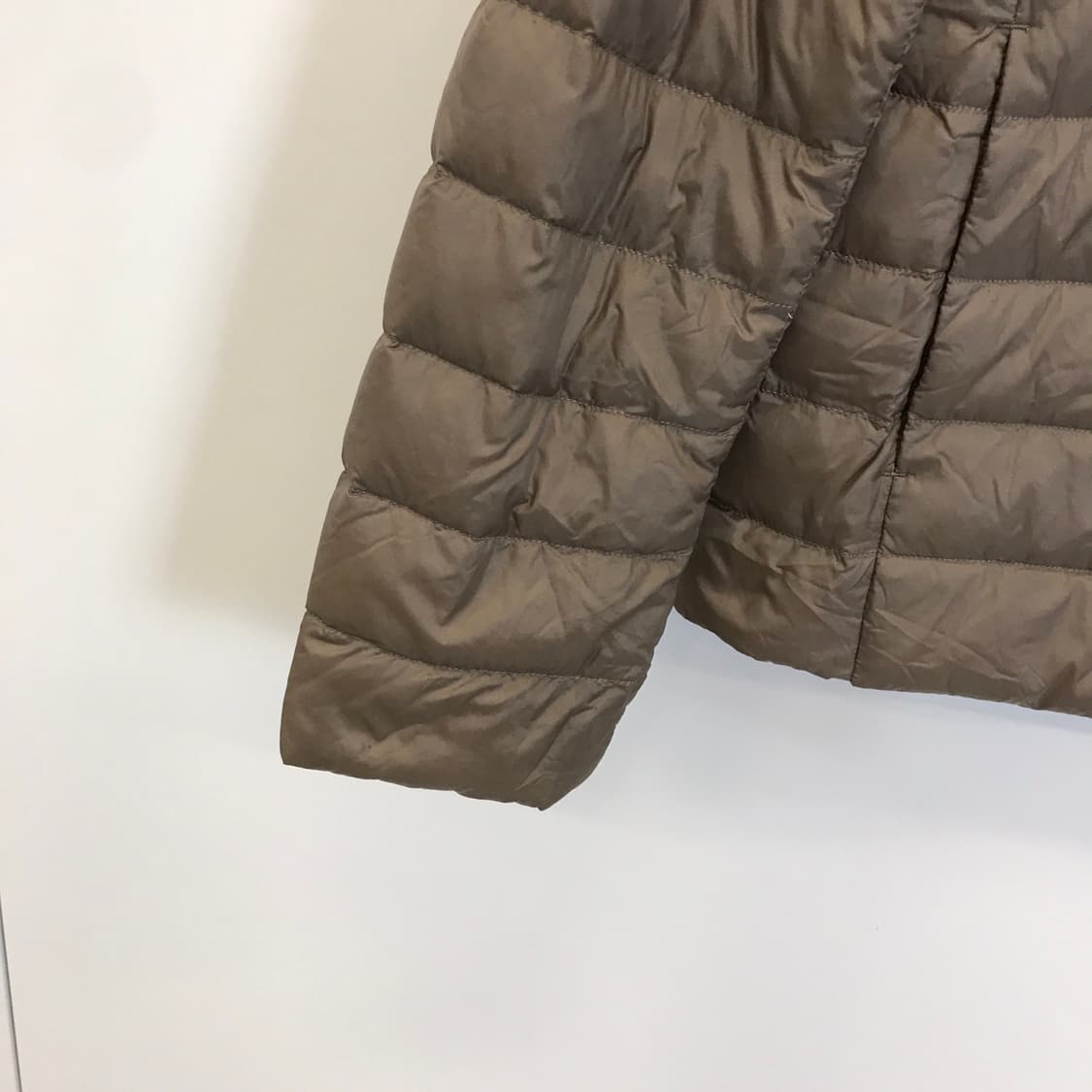 유니클로 울트라라이트다운 경량패딩 [여성XL] 상품이미지3