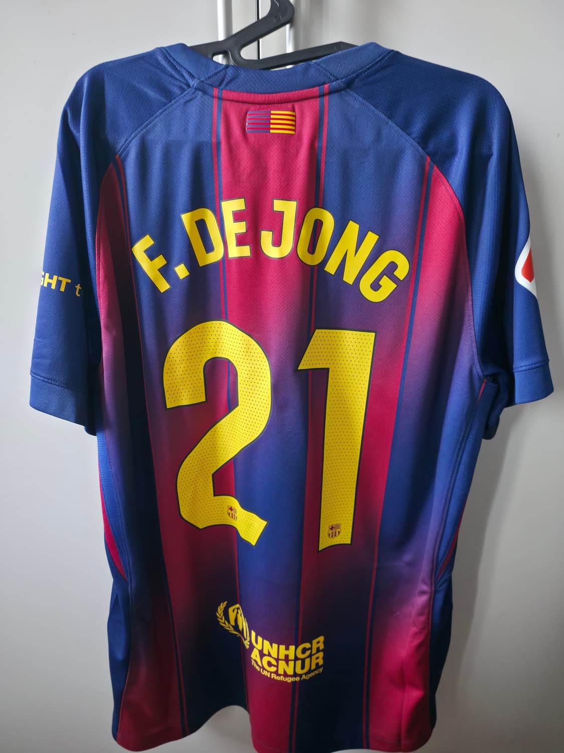 (L)바르셀로나 25/26 홈 더용 싸인 유니폼 상품이미지2