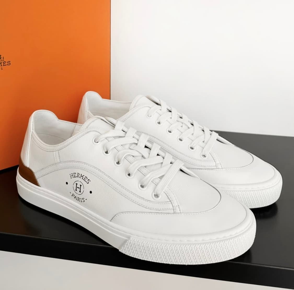 정품 에르메스 스니커즈 젯화이트 상품이미지4
