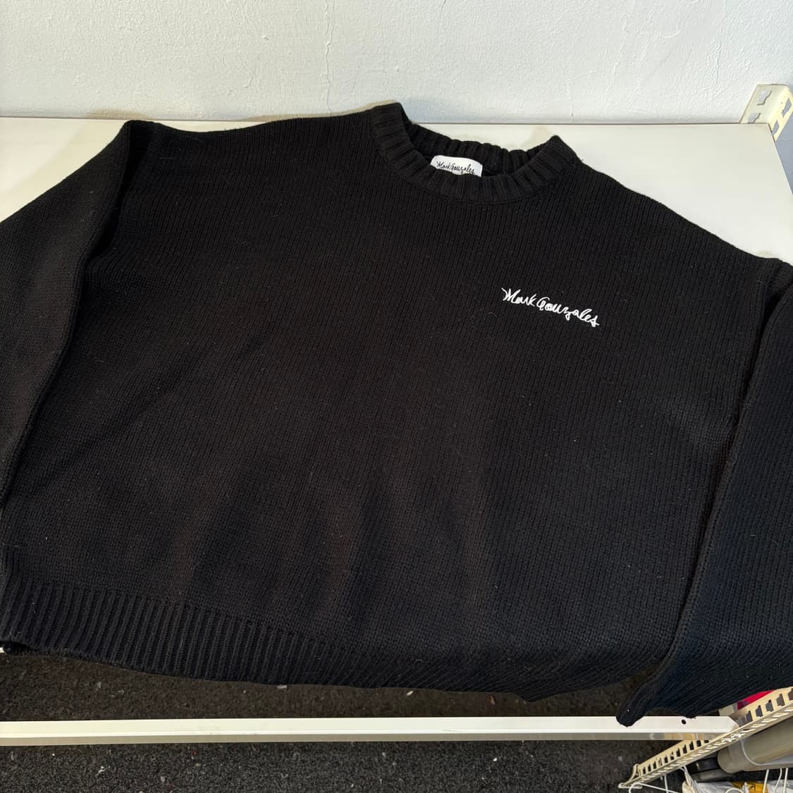 M 마크곤잘레스 블랙 오버핏 라운드니트 상품이미지2