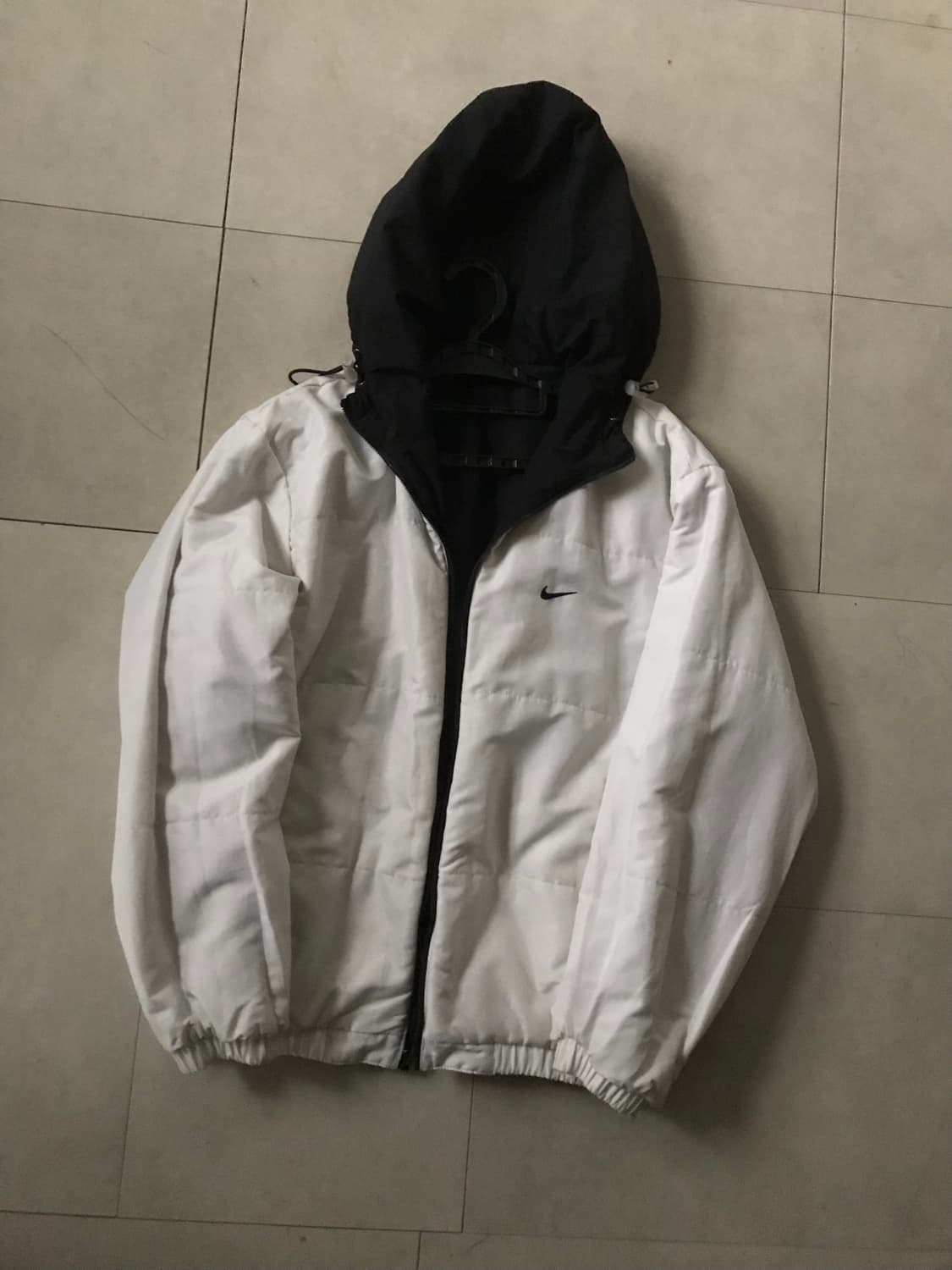 나이키 00s 검흰 리버시블 패딩 상품이미지6