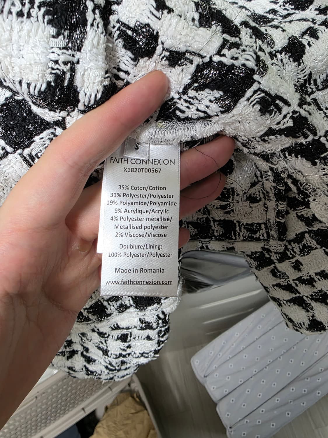 페이스커넥션 트위드 셔츠 s사이즈
X1820T00567 상품이미지5