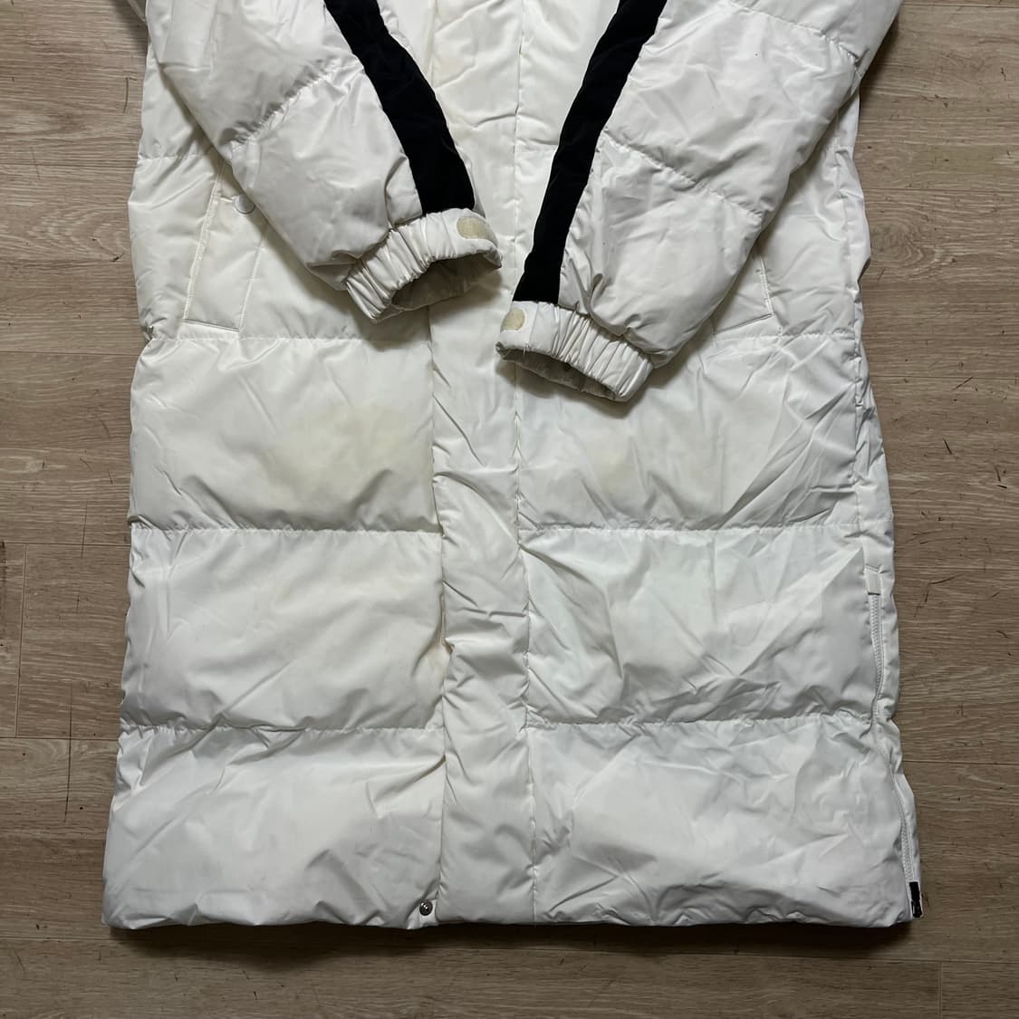 노스페이스 사이드라인 로고 테이핑 롱패딩 점퍼 [화이트] M/95 상품이미지3