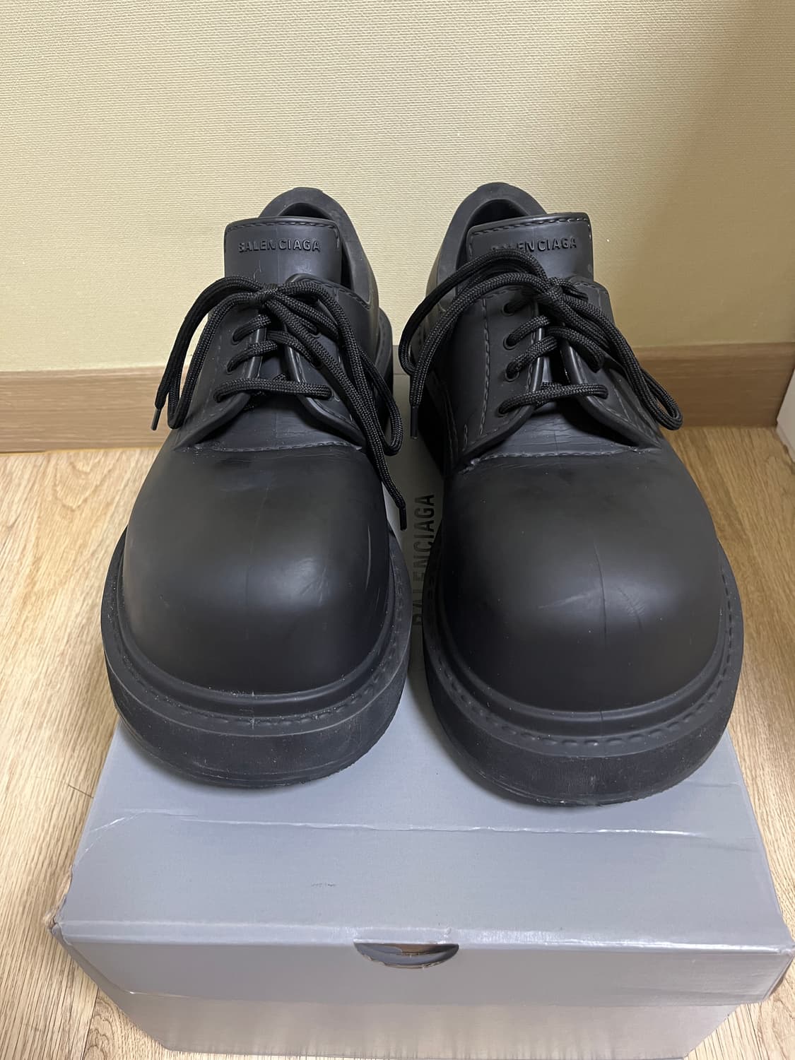 발렌시아가 스테로이드 더비 42
 상품이미지5