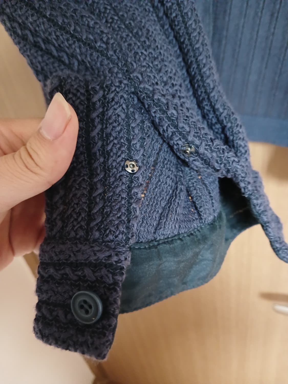 타임옴므 남성 실크혼방 배색 가디건110  상품이미지3