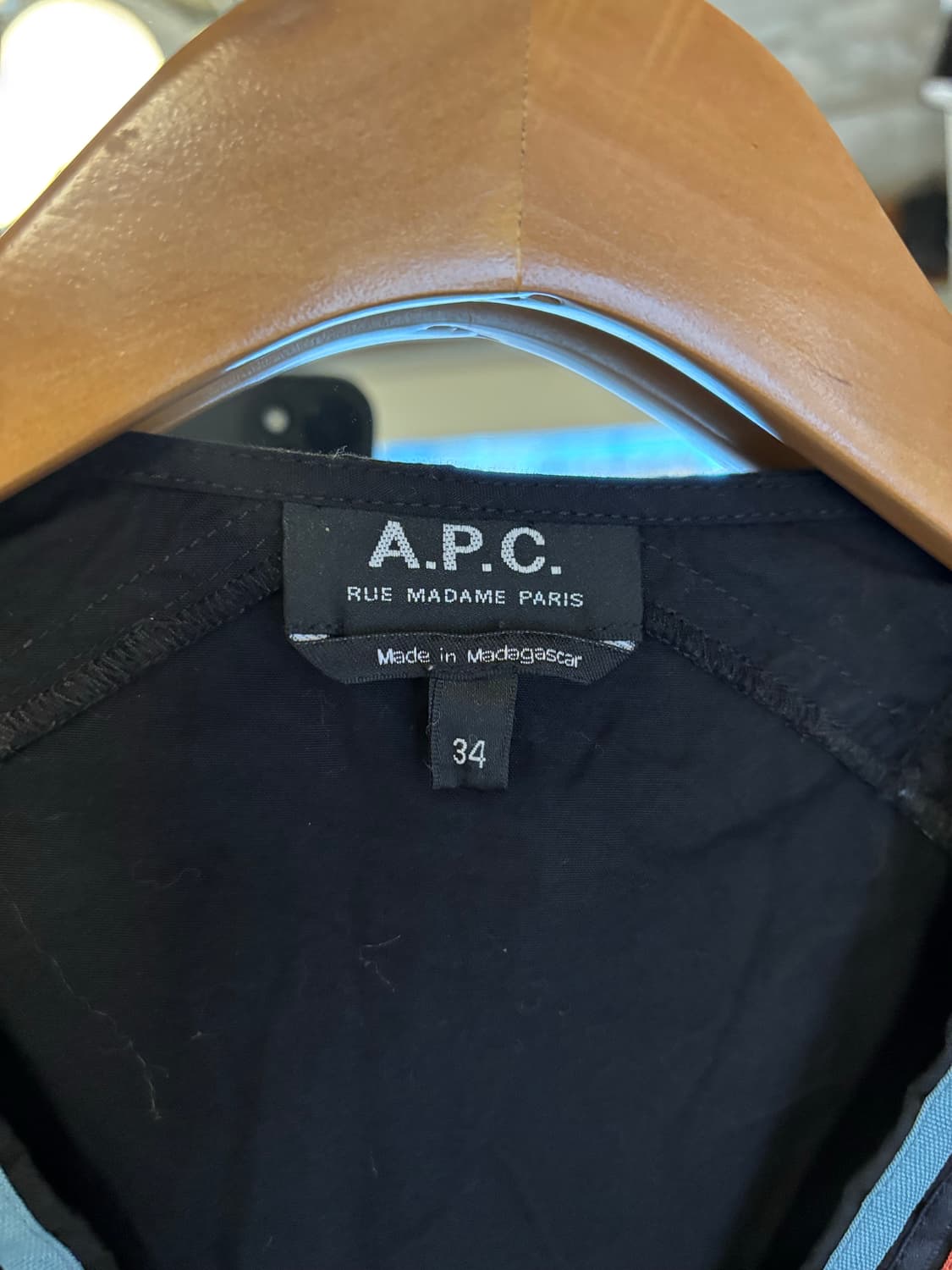A.P.C. 블랙 스트라이프 반팔 블라우스 상품이미지5