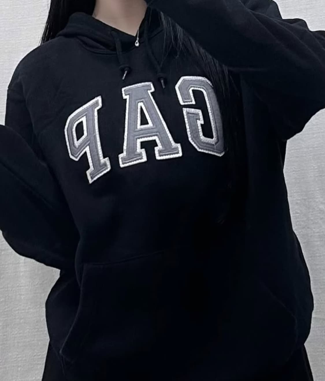 GAP 후드티 블랙 상품이미지1