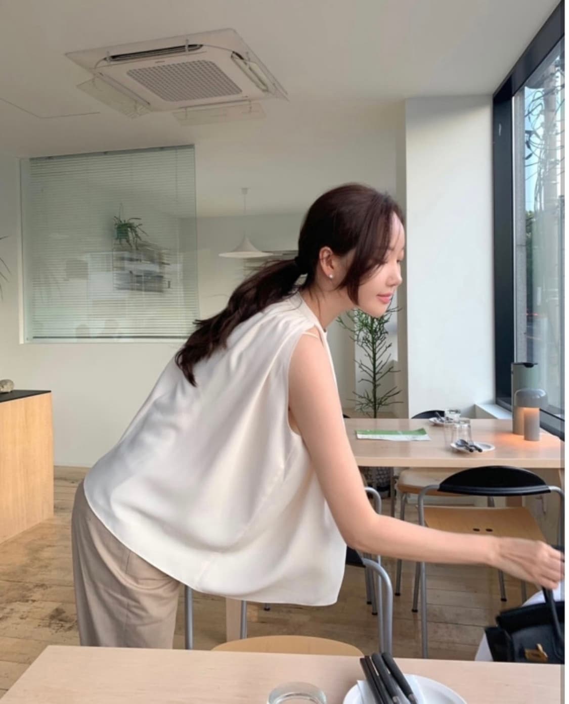 르뮈 헤베 블라우스 상품이미지1