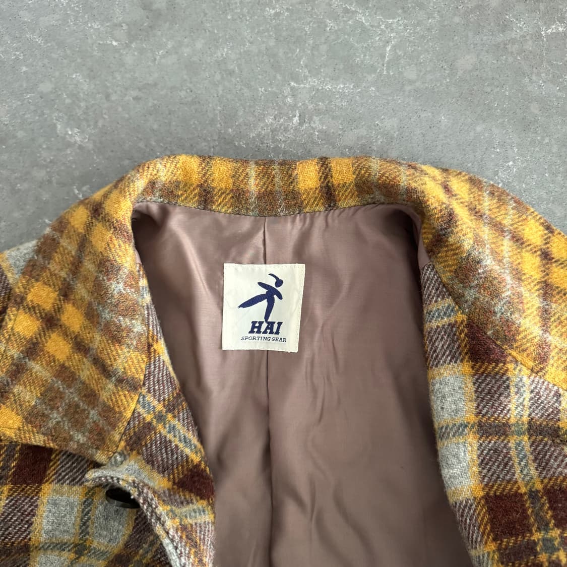 이세이미야케 코트 상품이미지3