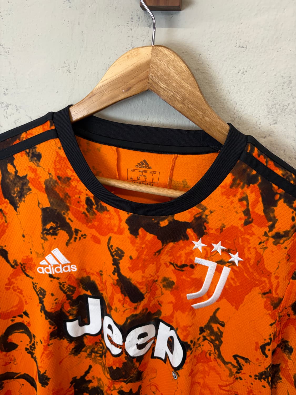 아디다스 유벤투스 21-22 써드 노마킹 유니폼 상품이미지4