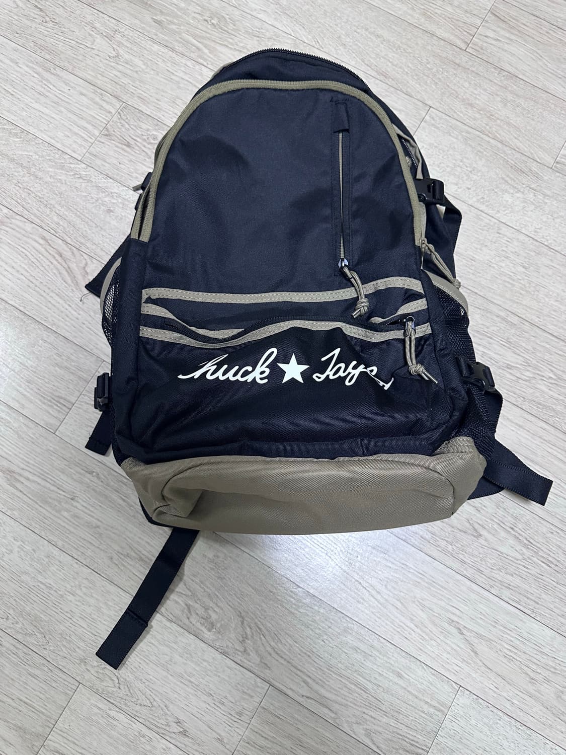 컨버스 스트레이트 엣지 백팩 상품이미지1