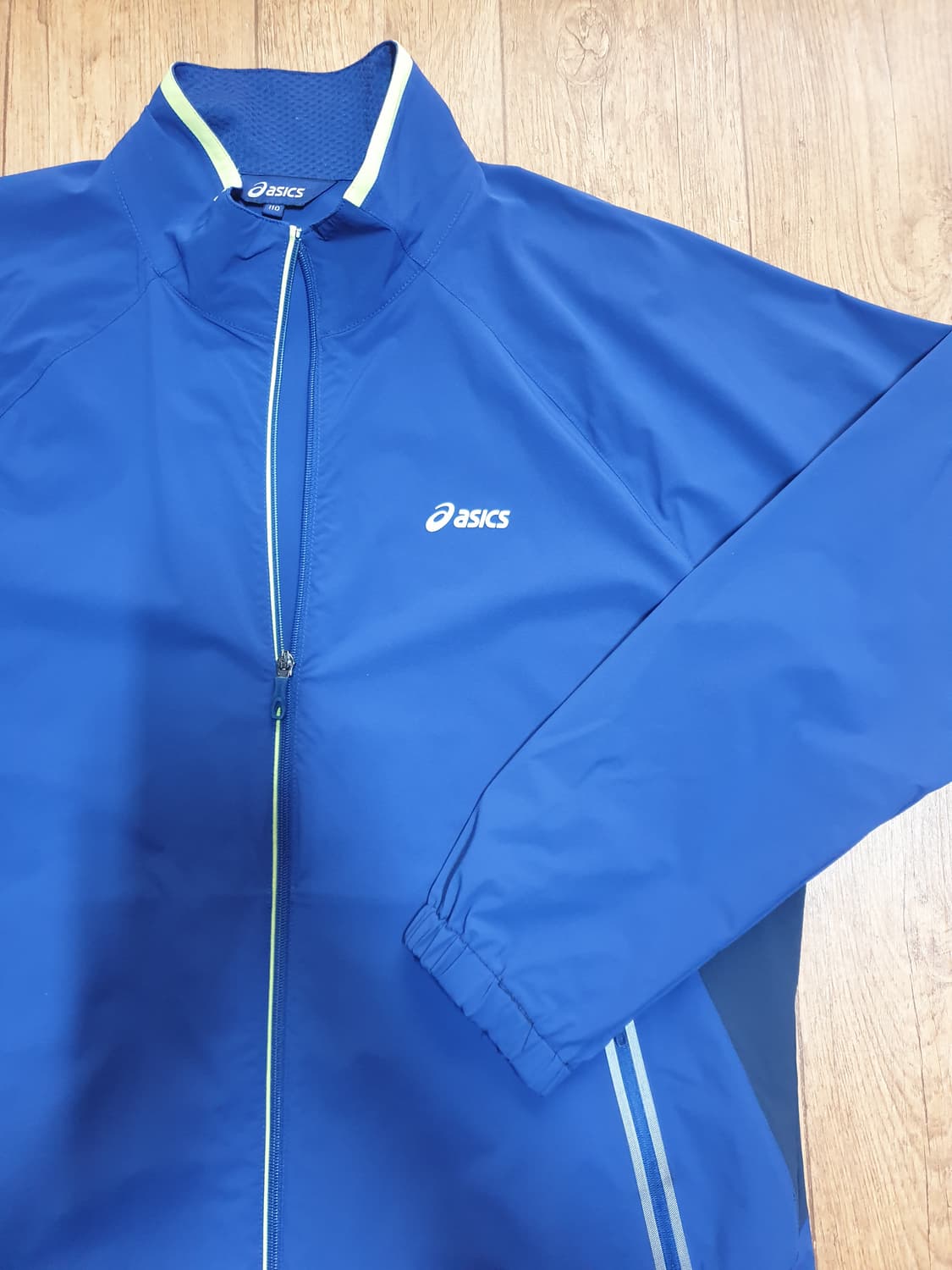 1009 아식스 운동복 집업 120 사이즈입니다 상품이미지3