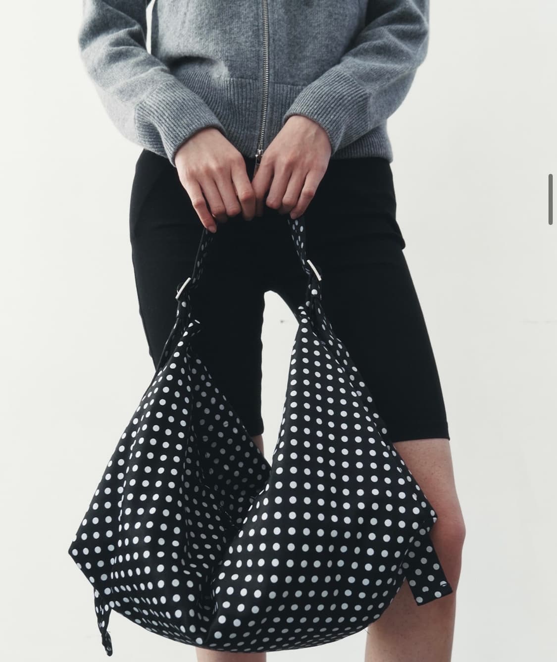 얀시시 필로우 보트백 도트 상품이미지2