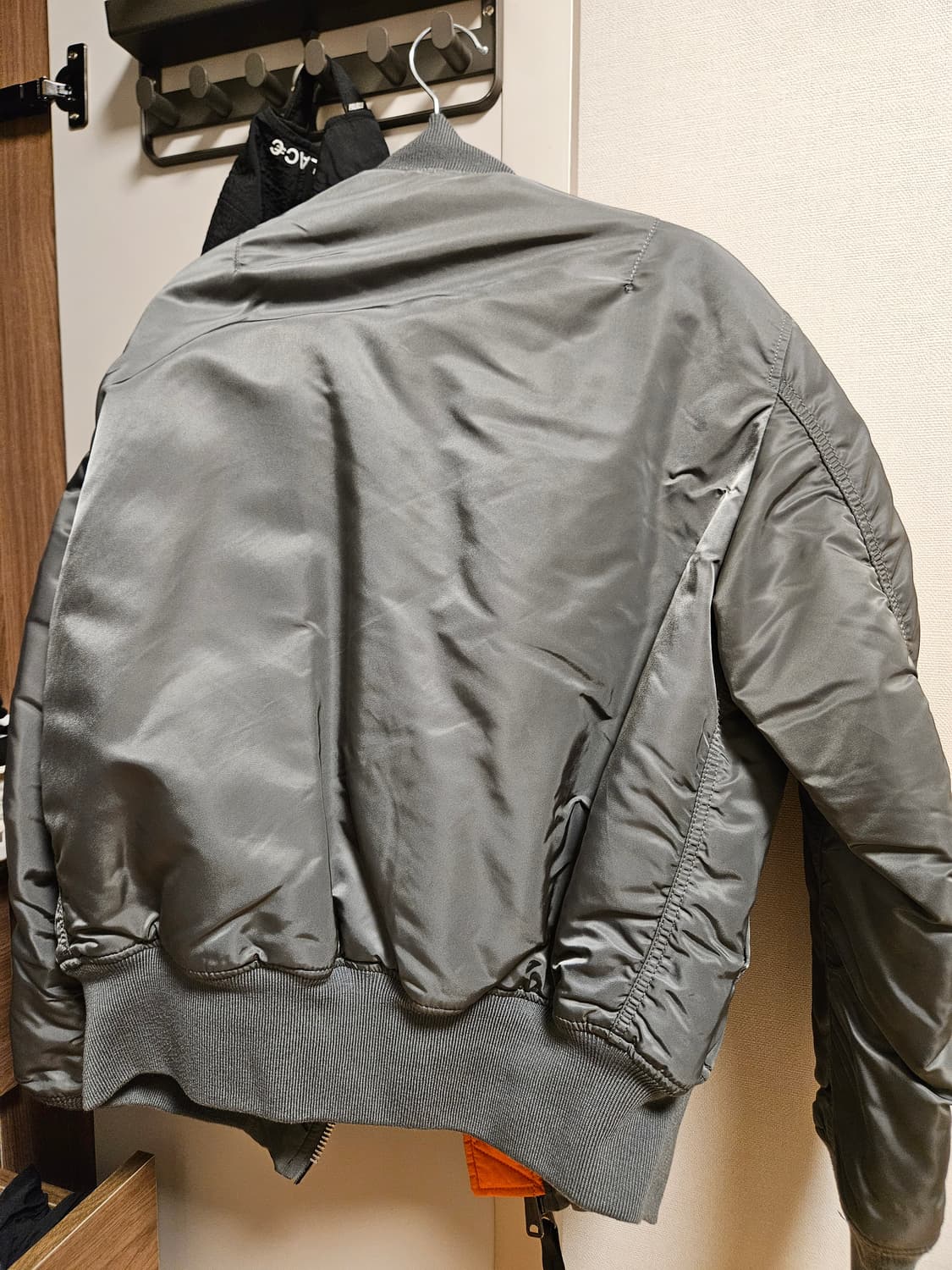 알파인더스트리 MA-1 건메탈 M 상품이미지2