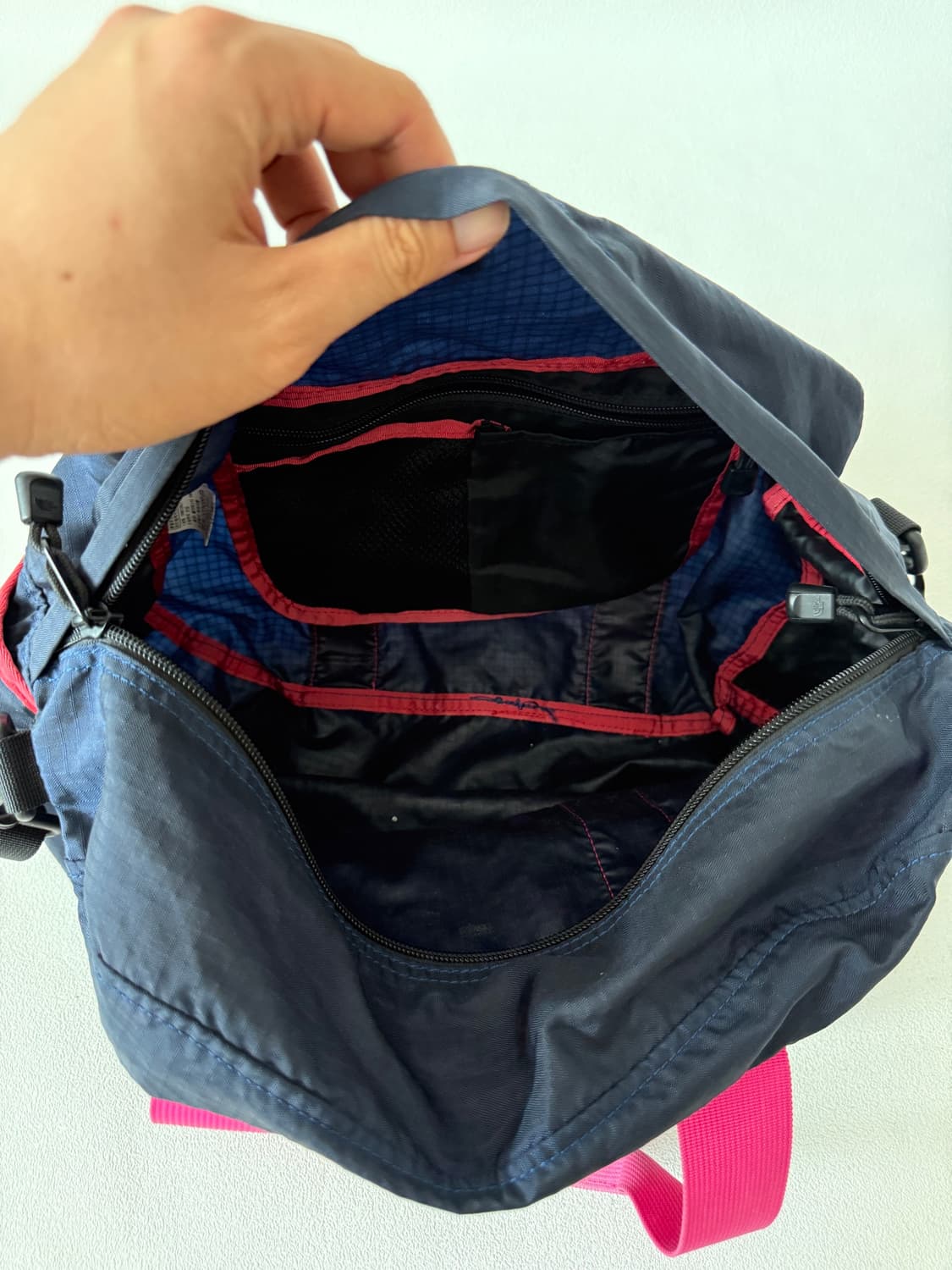 노스페이스(THE NORTH FACE) 코듀라 20L 카고백 상품이미지8