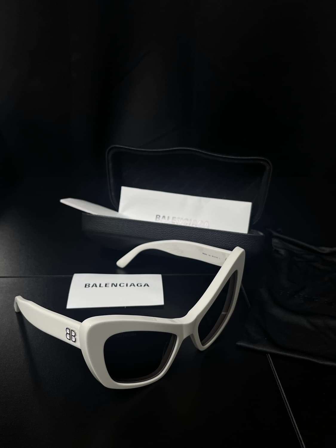 [새상품] 발렌시아가 선글라스 화이트 BB0293s 상품이미지3