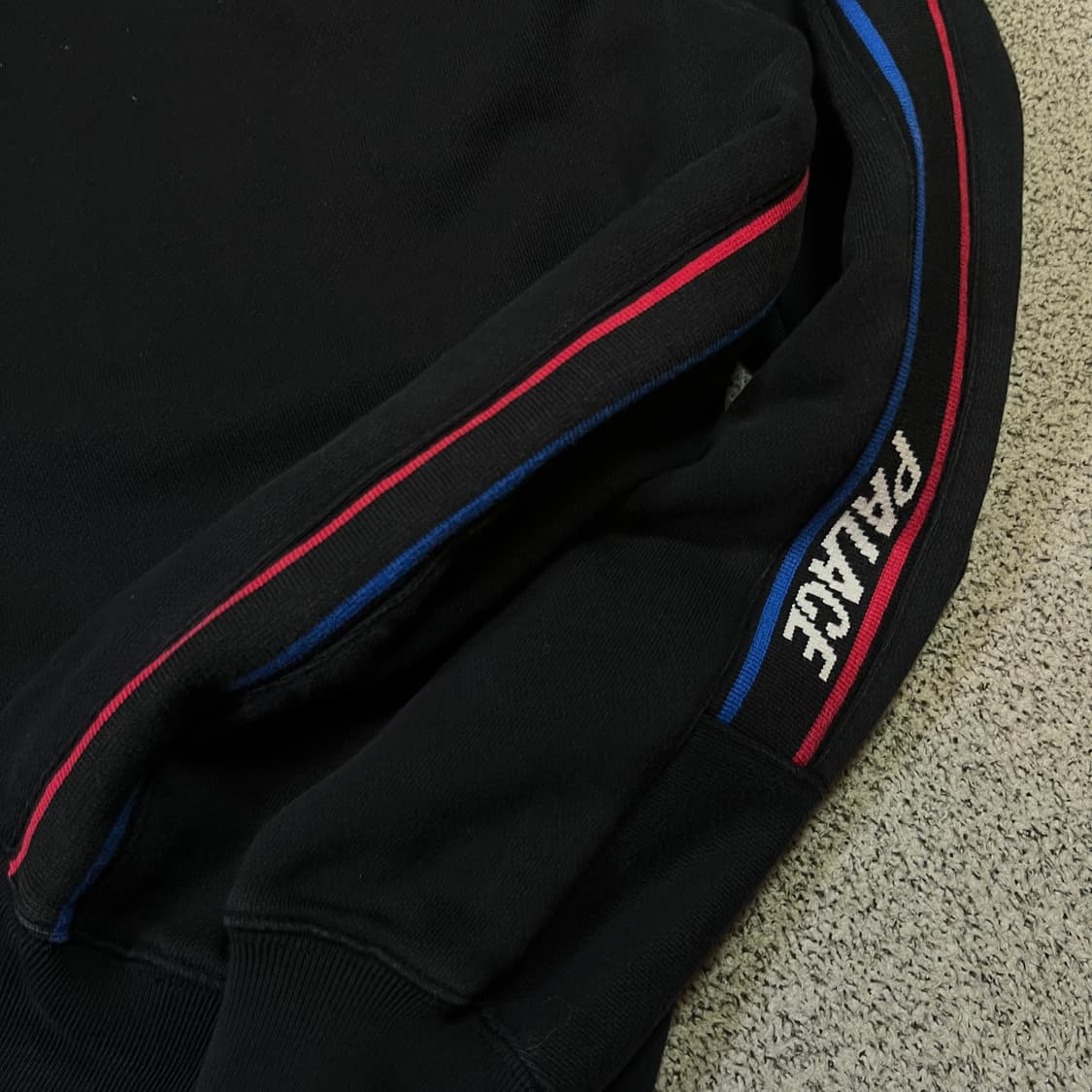 팔라스 트랙 라인 맨투맨  상품이미지2