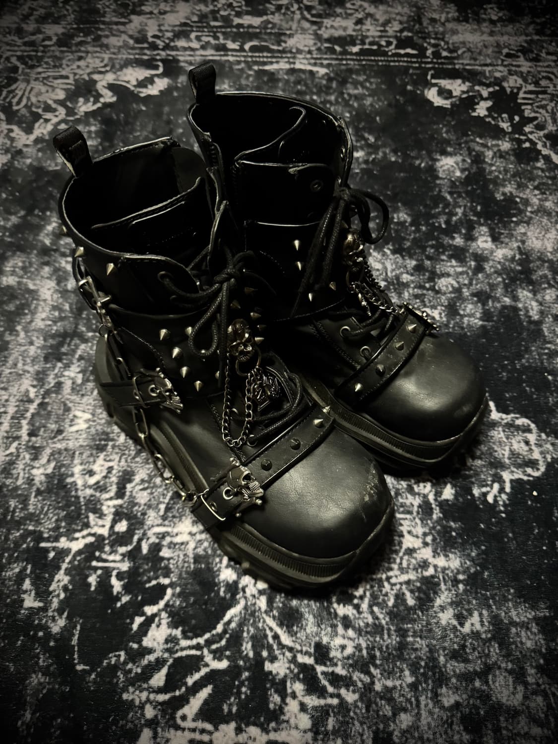 Demonia ankle boots 상품이미지1