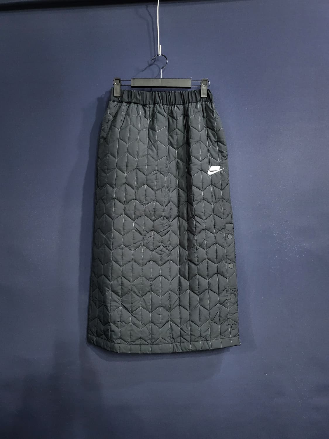 나이키 퀼팅 얇은패딩 밴드스커트(택없는 새상품) 상품이미지1