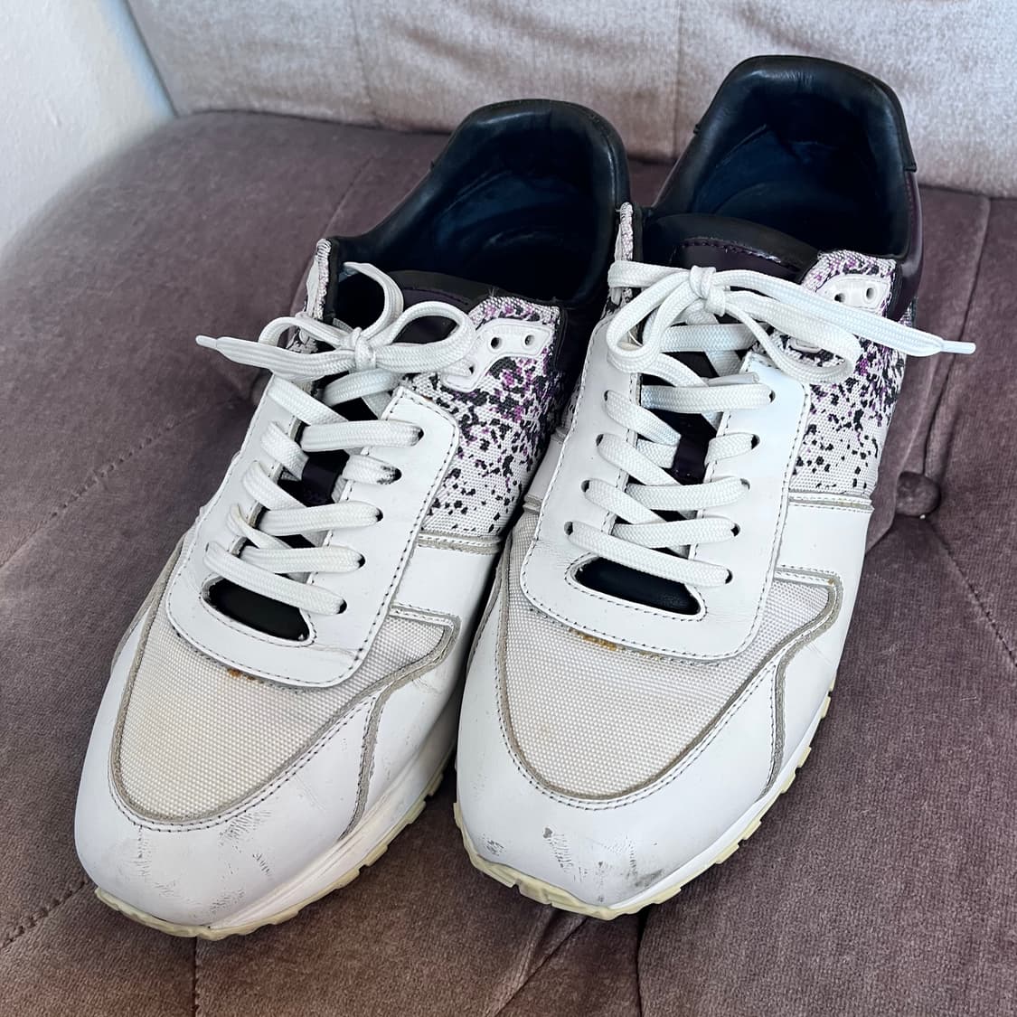 루이비통 남성 런어웨이스니커즈
 상품이미지1