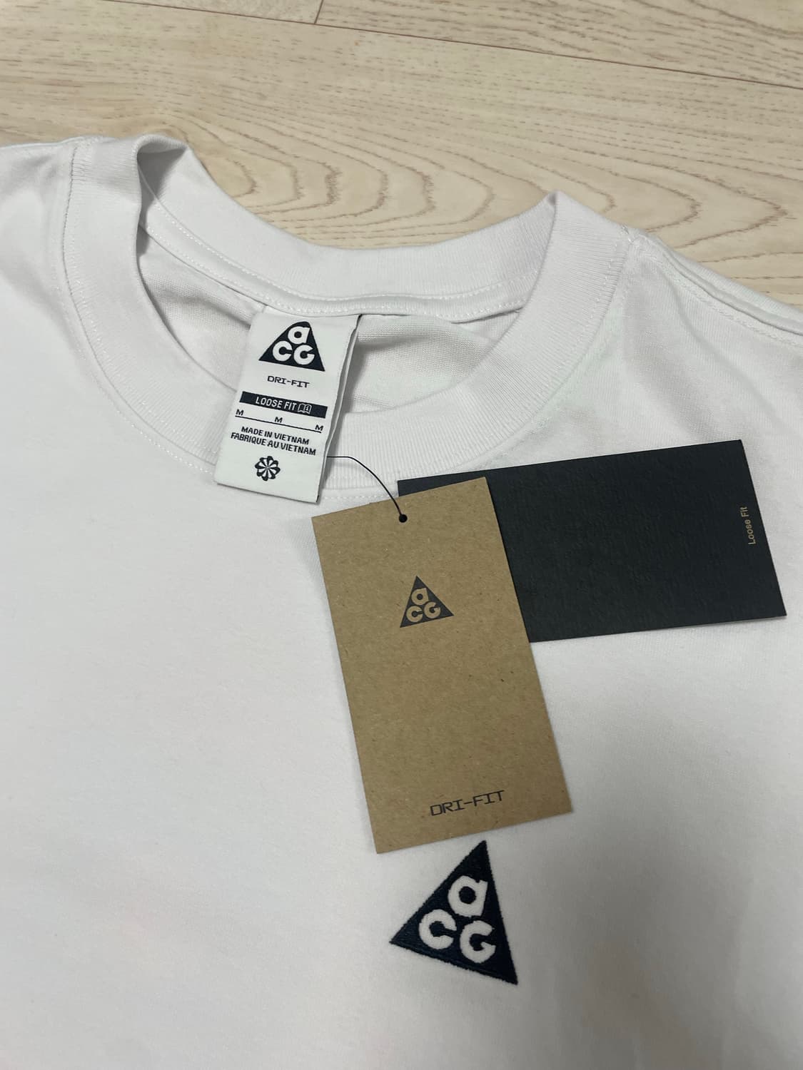(새상품) 나이키 acg 반팔 usM 상품이미지3