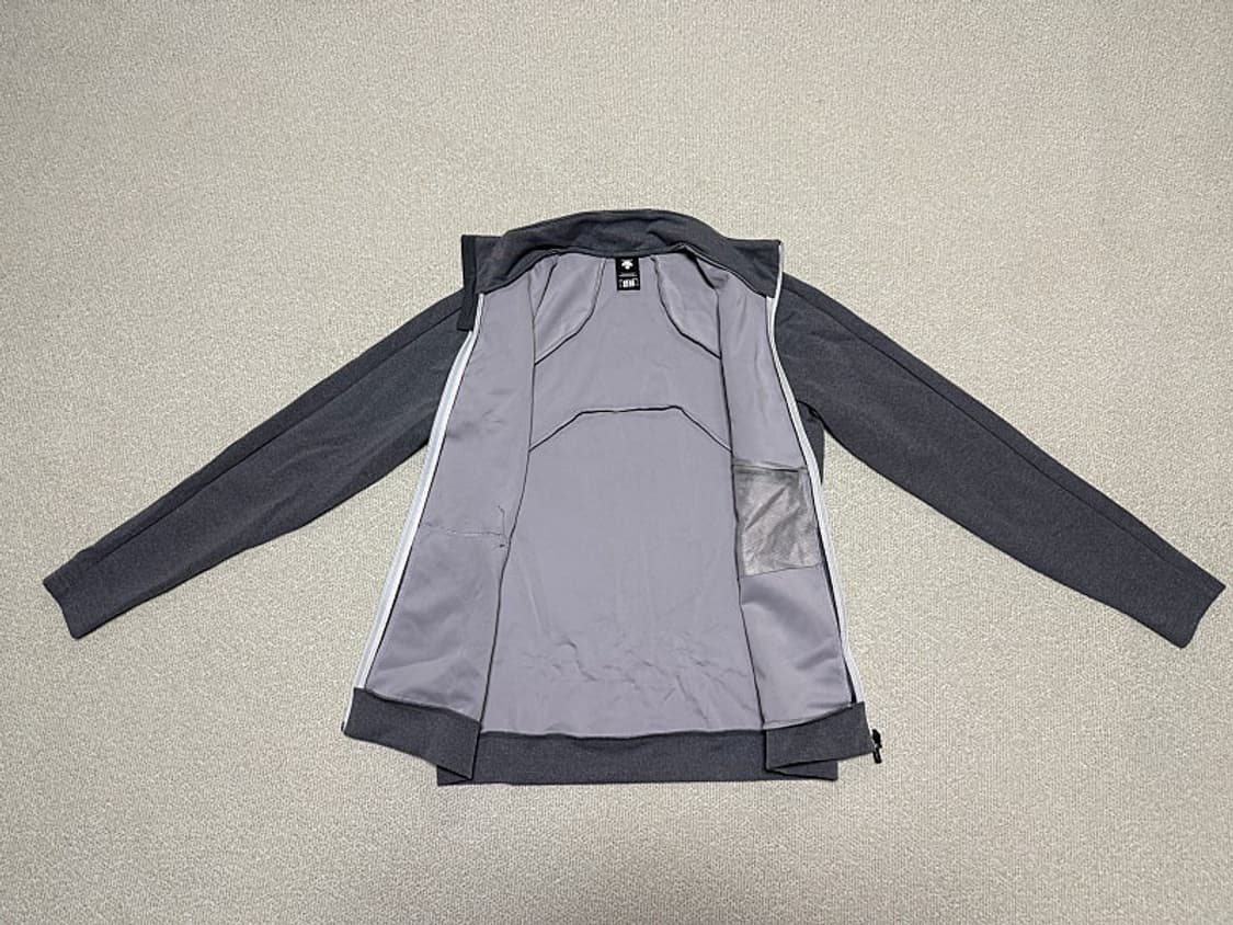 데상트 풀 집업 져지 자켓 남성용 95사이즈 상품이미지3