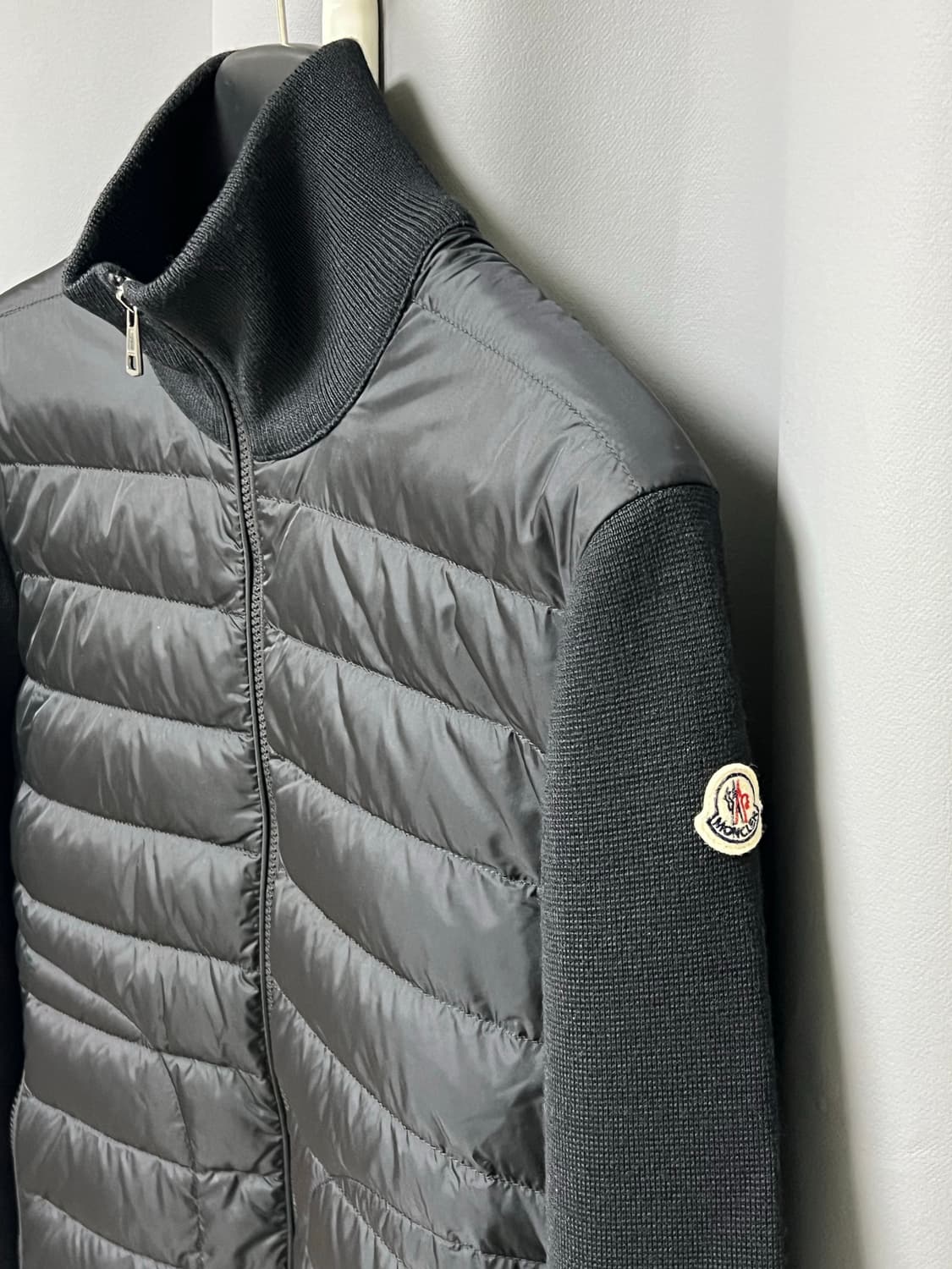 [정품] 25FW M 몽클레어 니트패딩 울 가디건 블랙 상품이미지2