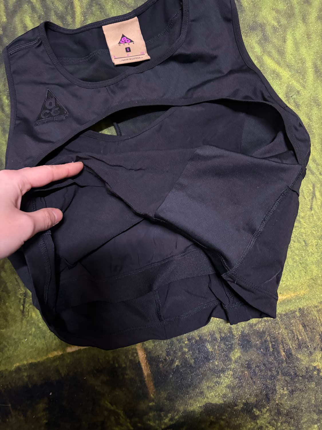 나이키 acg 크롭 나시 탑 티셔츠  상품이미지2