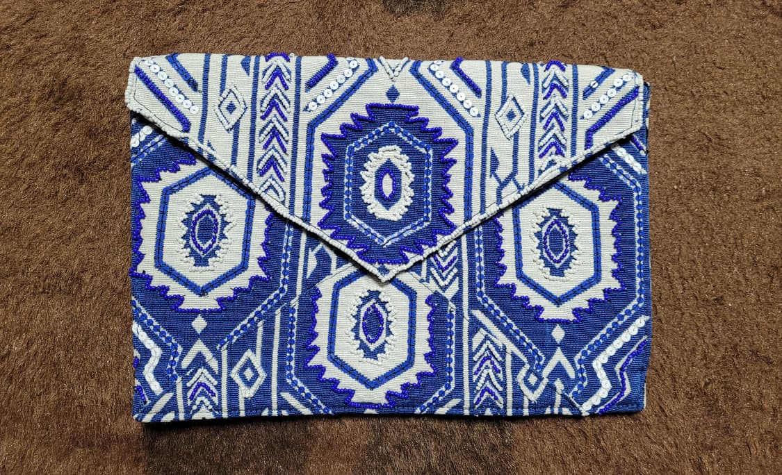 아즈텍 문양 비즈 클러치백  상품이미지2