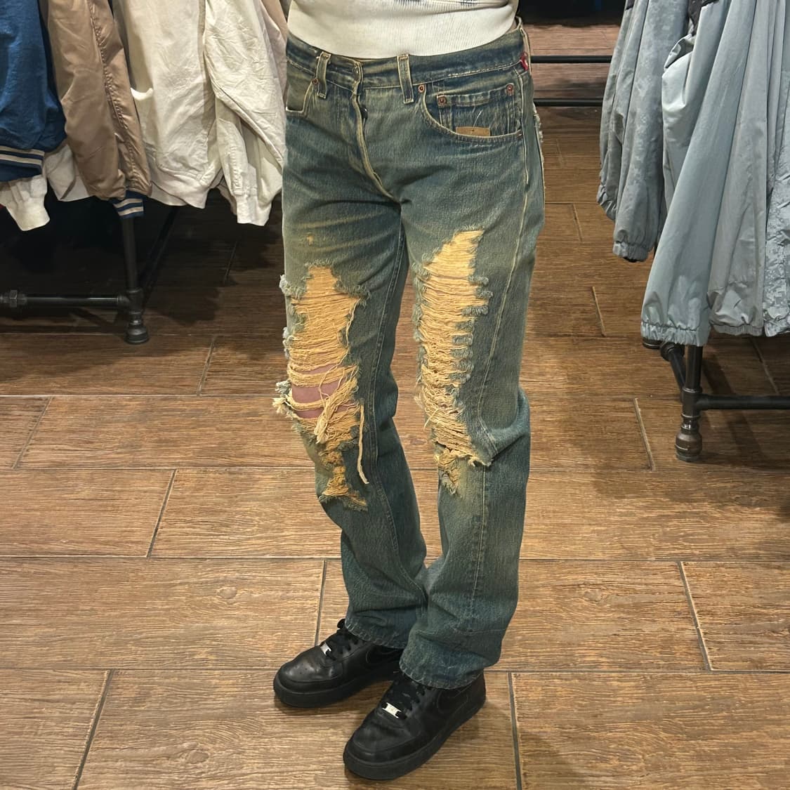 [HI] 리바이스 501 워싱 데미지 데님 팬츠  상품이미지4