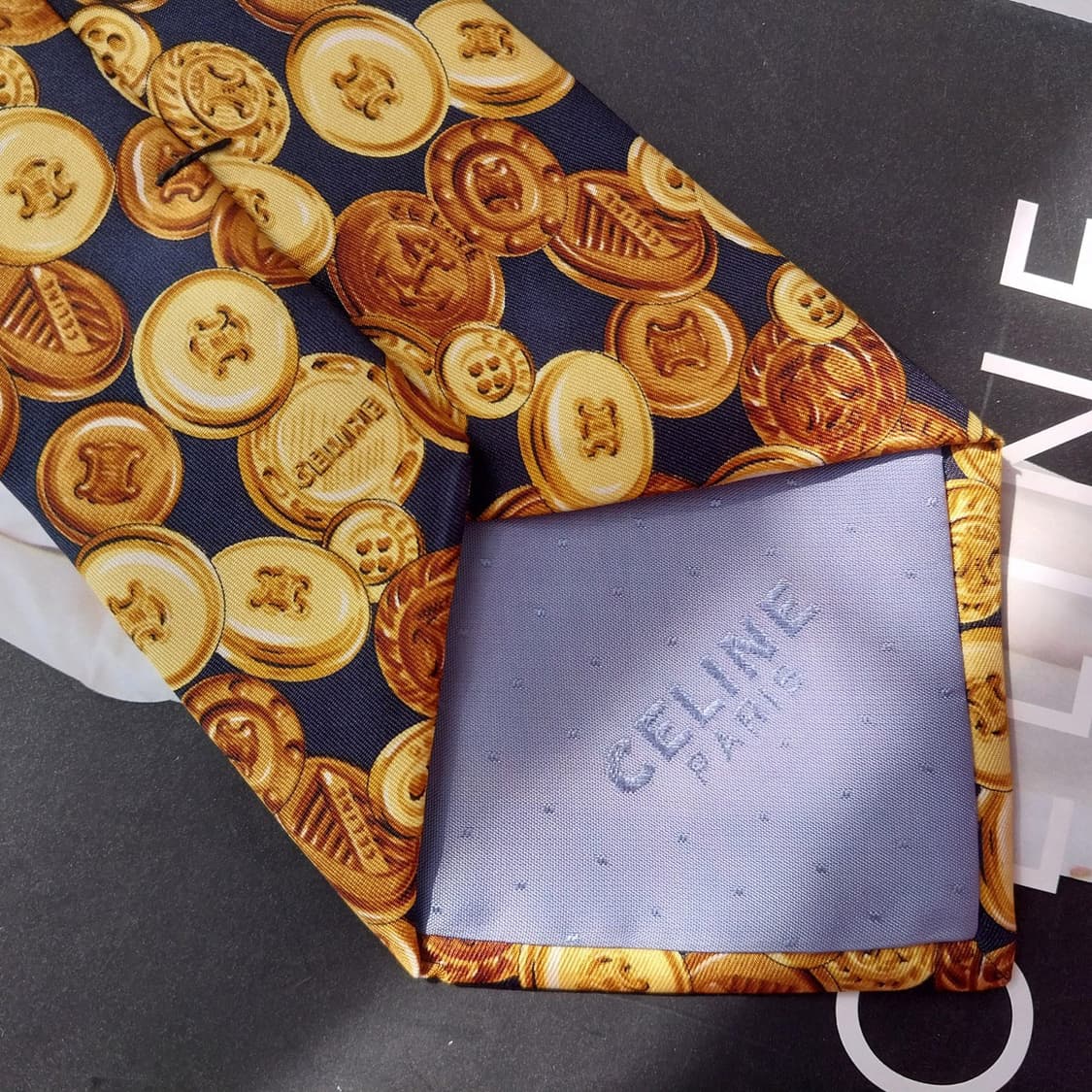 
셀린느 실크 트리오페 골드 패턴 넥타이 9.6cm A+등급 K2265 상품이미지8