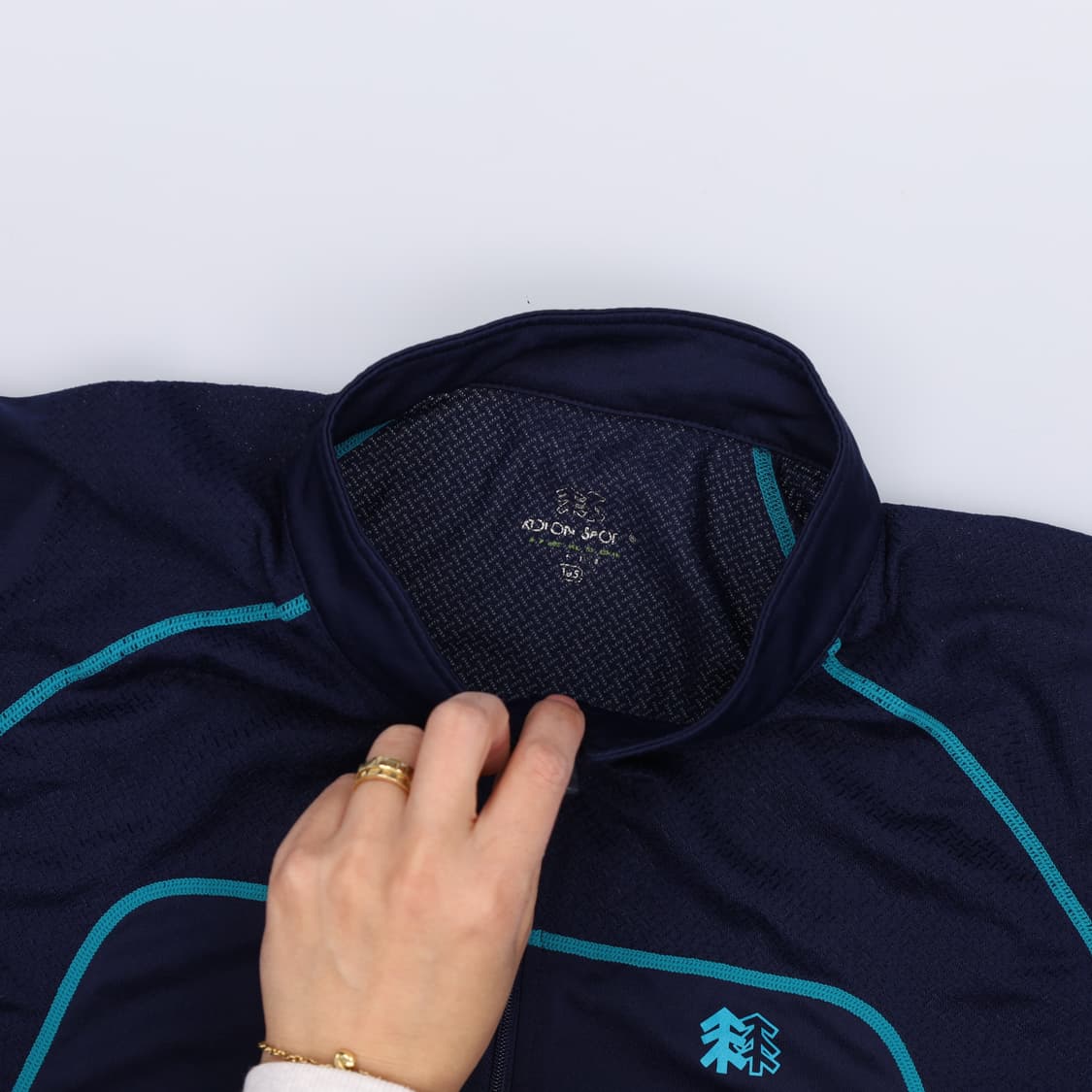 105 코오롱스포츠 반집업 반팔티 0417H1 상품이미지3