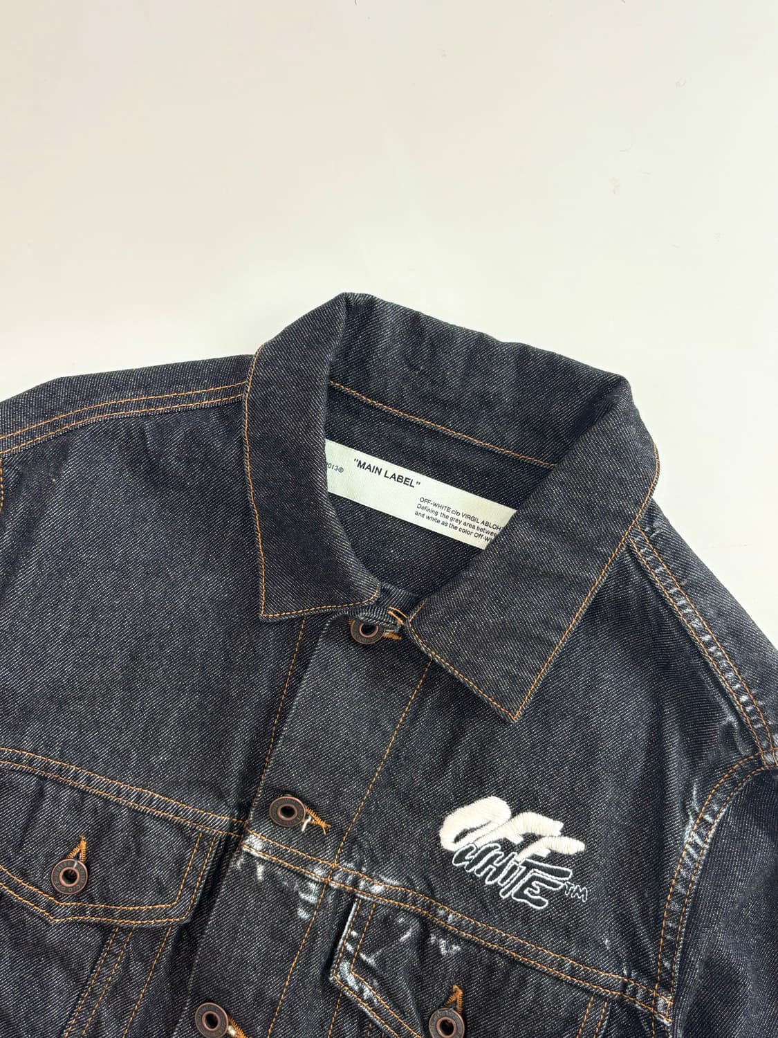 Off White 오프화이트 애로우로고 흑청 데님 자켓 상품이미지4