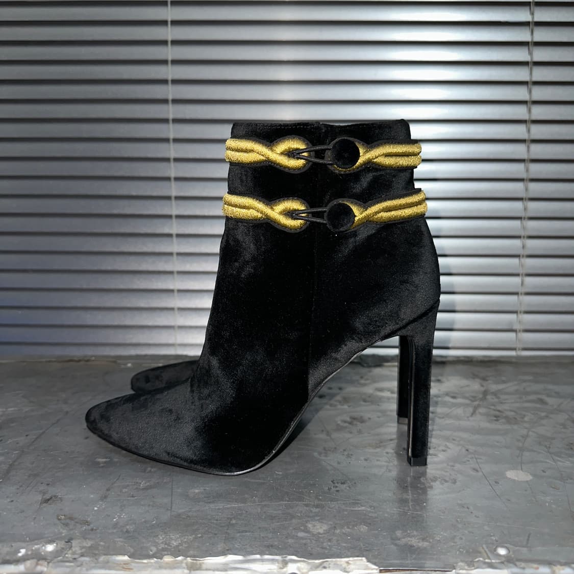 00s 레어 나인웨스트 나폴레옹 벨벳 포인트 부츠 상품이미지2