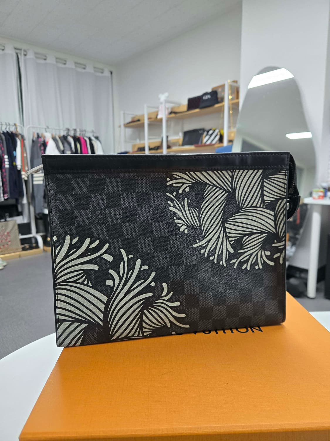 [A급컨디션]루이비통 다미에 네메스 보야주 클러치백 상품이미지1