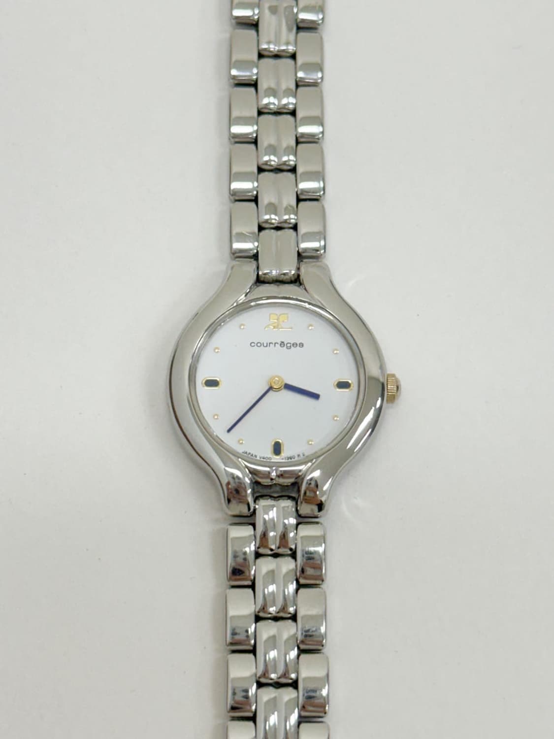 courreges / 꾸레쥬 실버 스테인리스 라운드 쿼츠 시계 상품이미지4