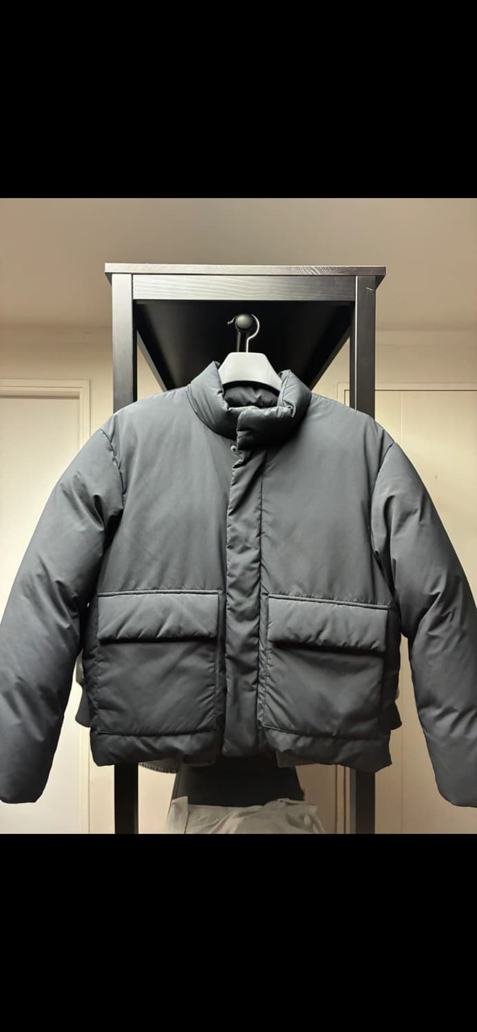 무신사스탠다드 아웃포켓 다운 숏패딩 블랙 S사이즈 상품이미지1