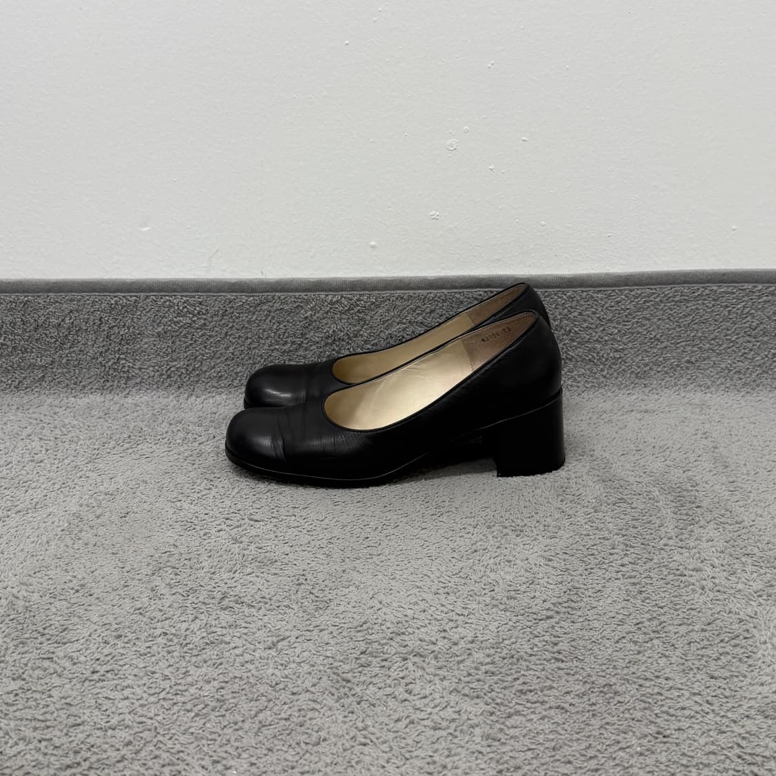 90s Margaret Howell round toe pumps 상품이미지2