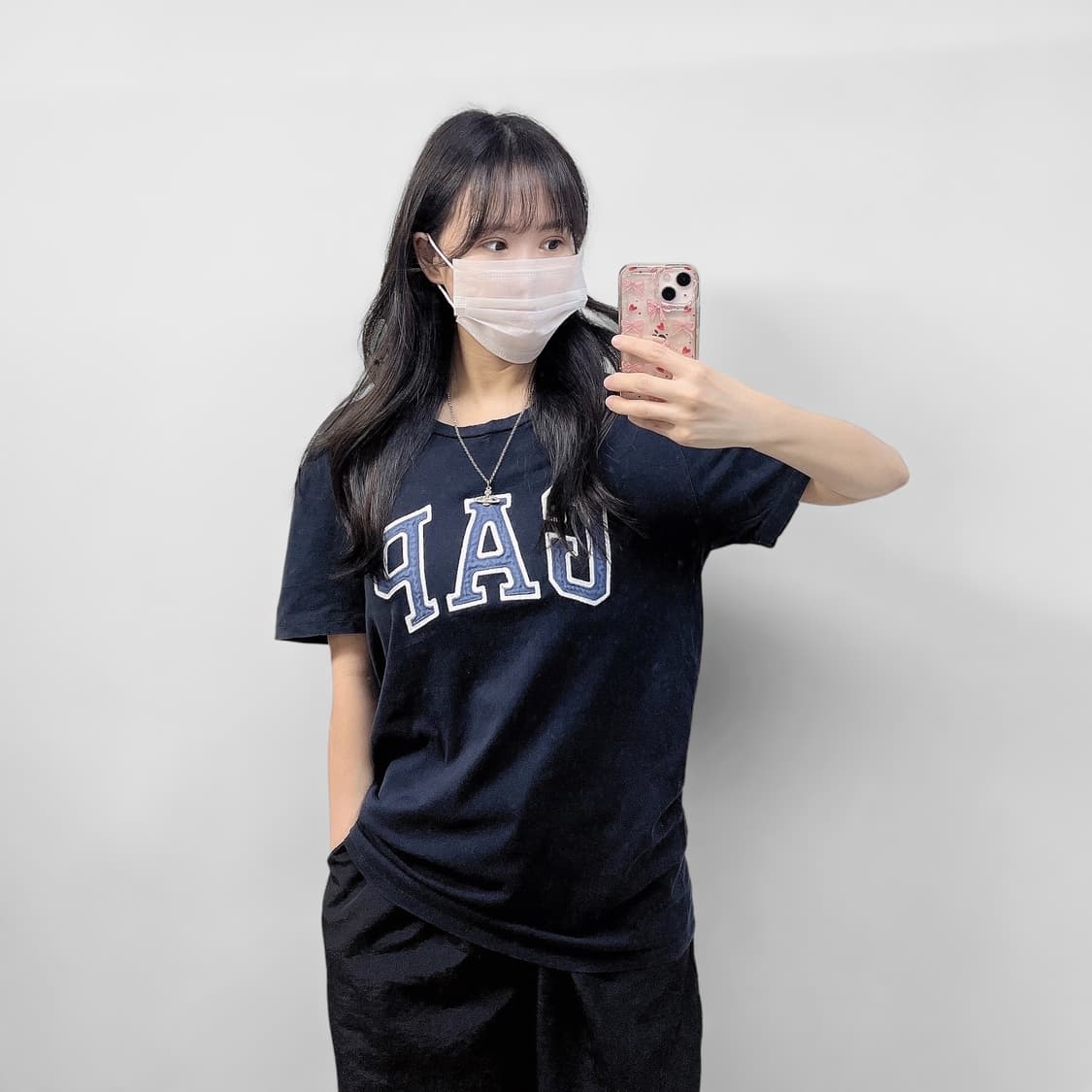 갭 GAP 스펠 로고 반팔티 네이비 상품이미지1