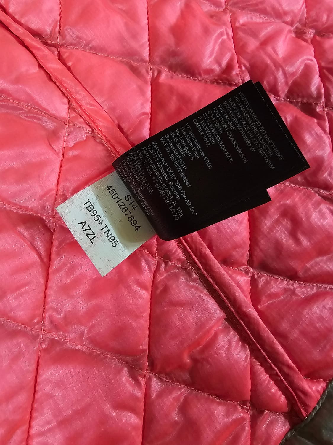 [L] 노스페이스 여성 써모볼 경량 패딩 자켓 (패커블/다이아 퀼팅) 상품이미지8