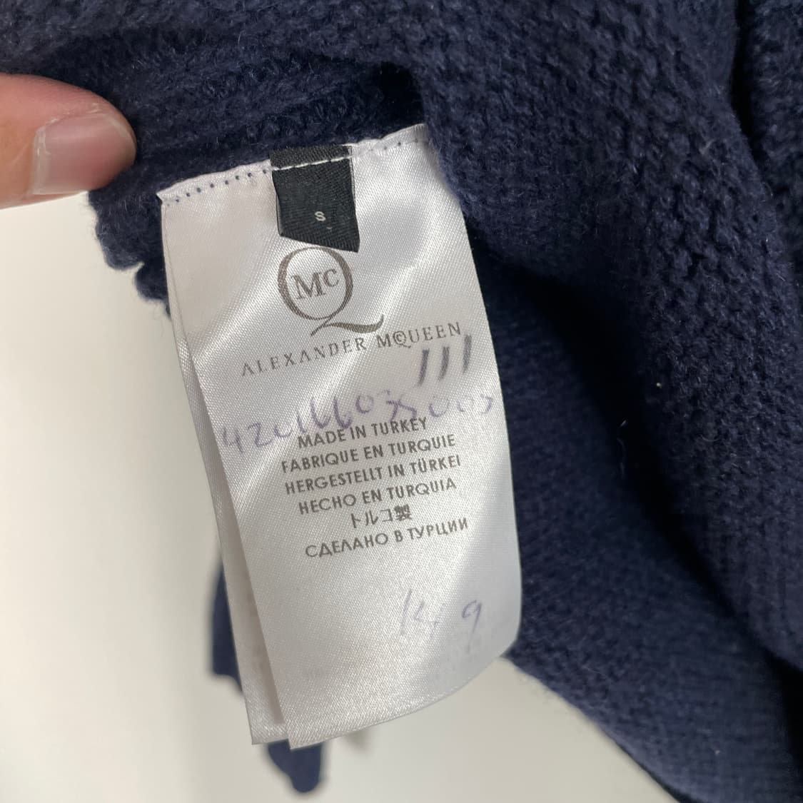 알렉산더맥퀸 보트넥 네이비 색상 니트 스웨터 상품이미지6