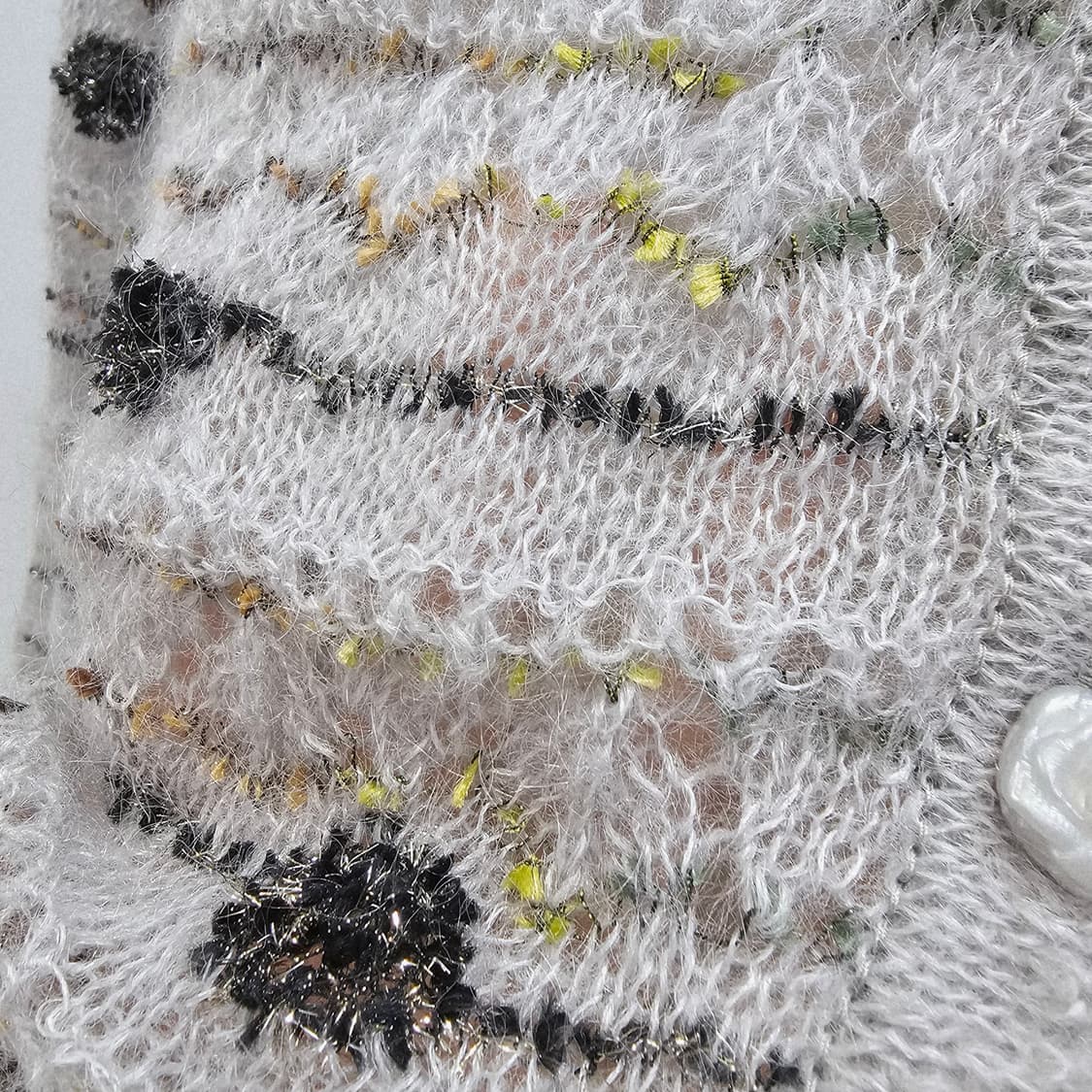 그레이 모헤어 자수 반짝이 스트라이프 가디건 상품이미지8