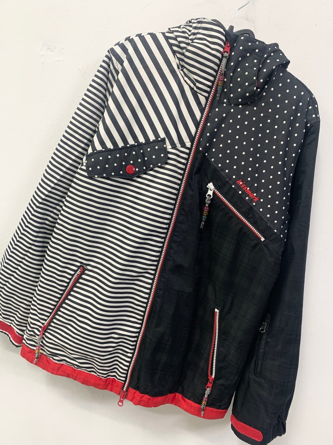 [KISS MARK] 키스마크 도트 스트라이프 하이넥 윈드브레이커 상품이미지8