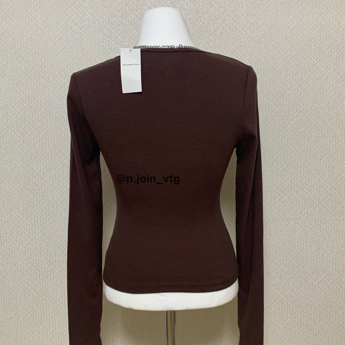 아베크롬비 헨리넥 브라운 크롭 롱슬리브 상품이미지4