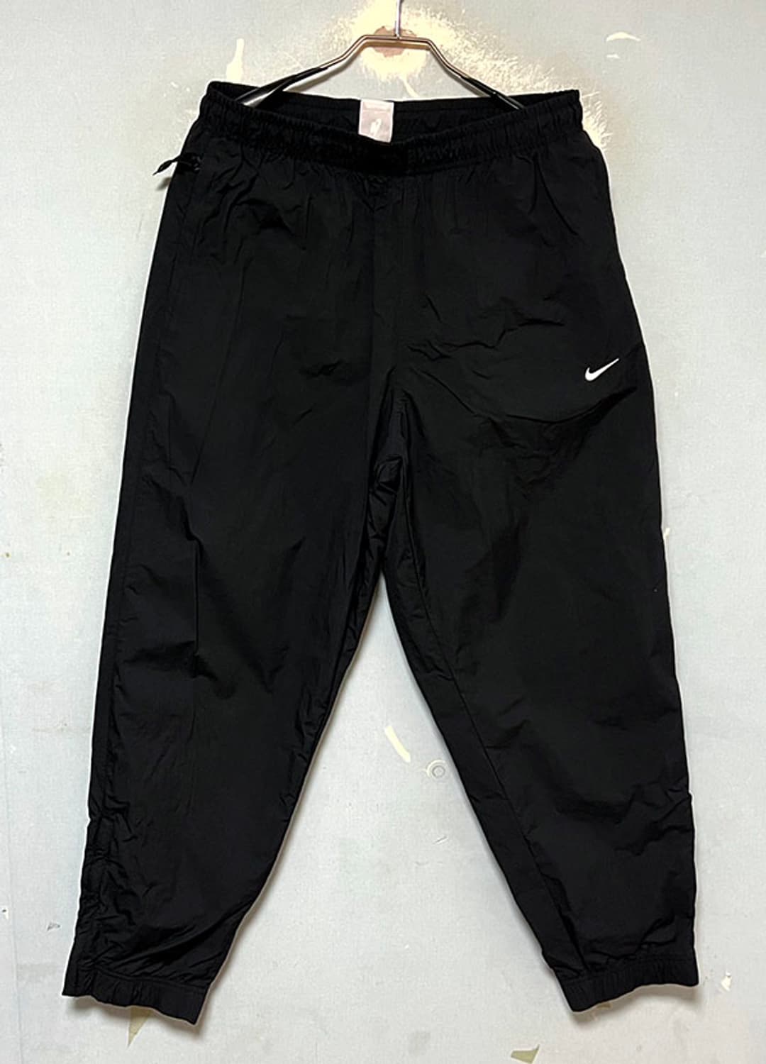 나이키 NRG 솔로 스우시 남자 우븐 트랙팬츠 조거 블랙 춘추 L 32 상품이미지1