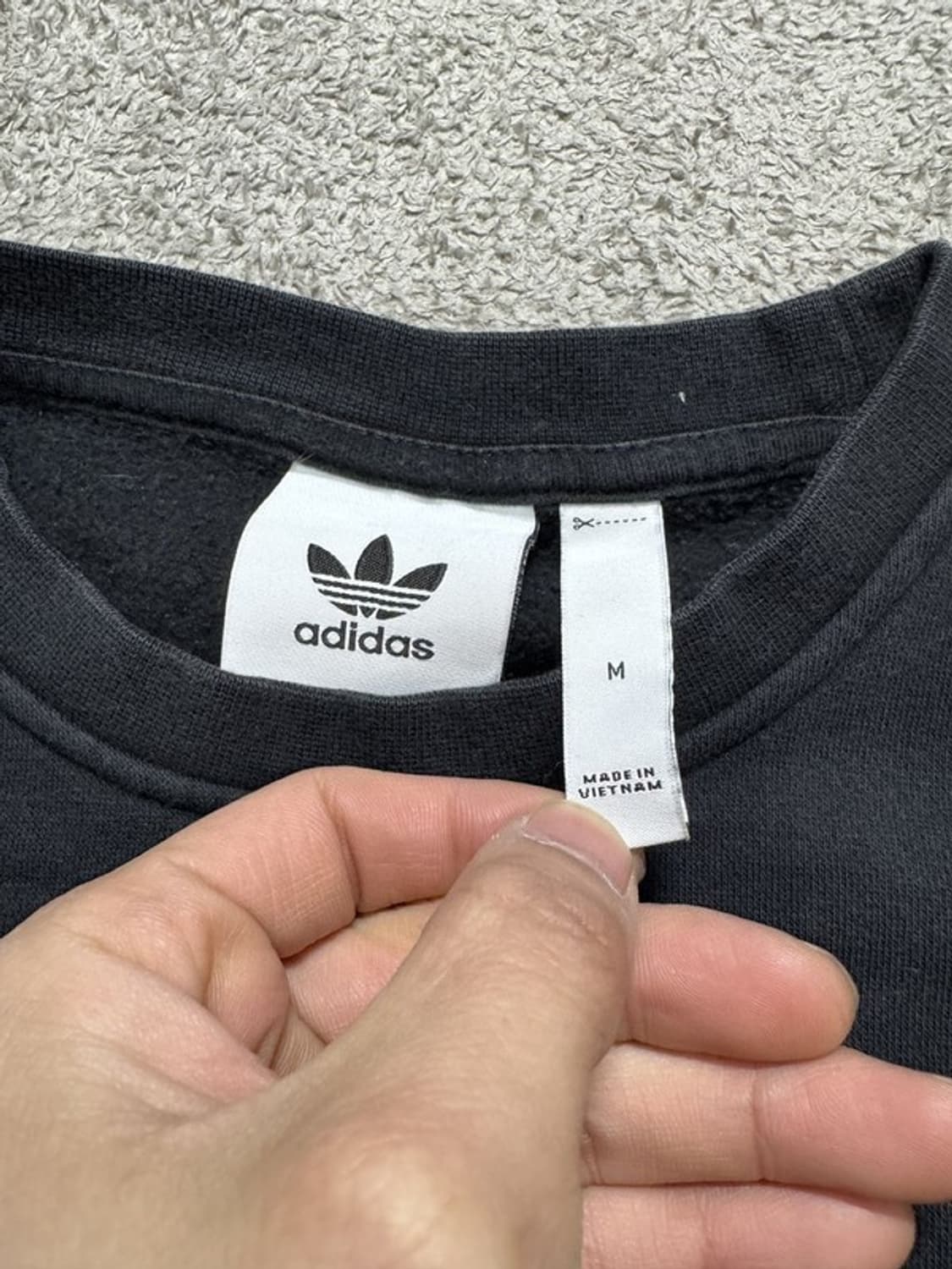 아디다스 로고 맨투맨 M 상품이미지3
