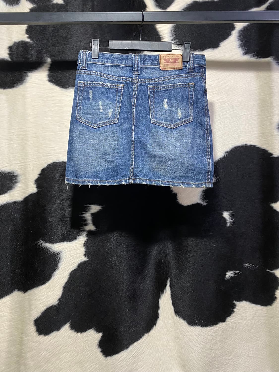 Boo’s jeans 데미지 디테일 데님 미니스커트 상품이미지6