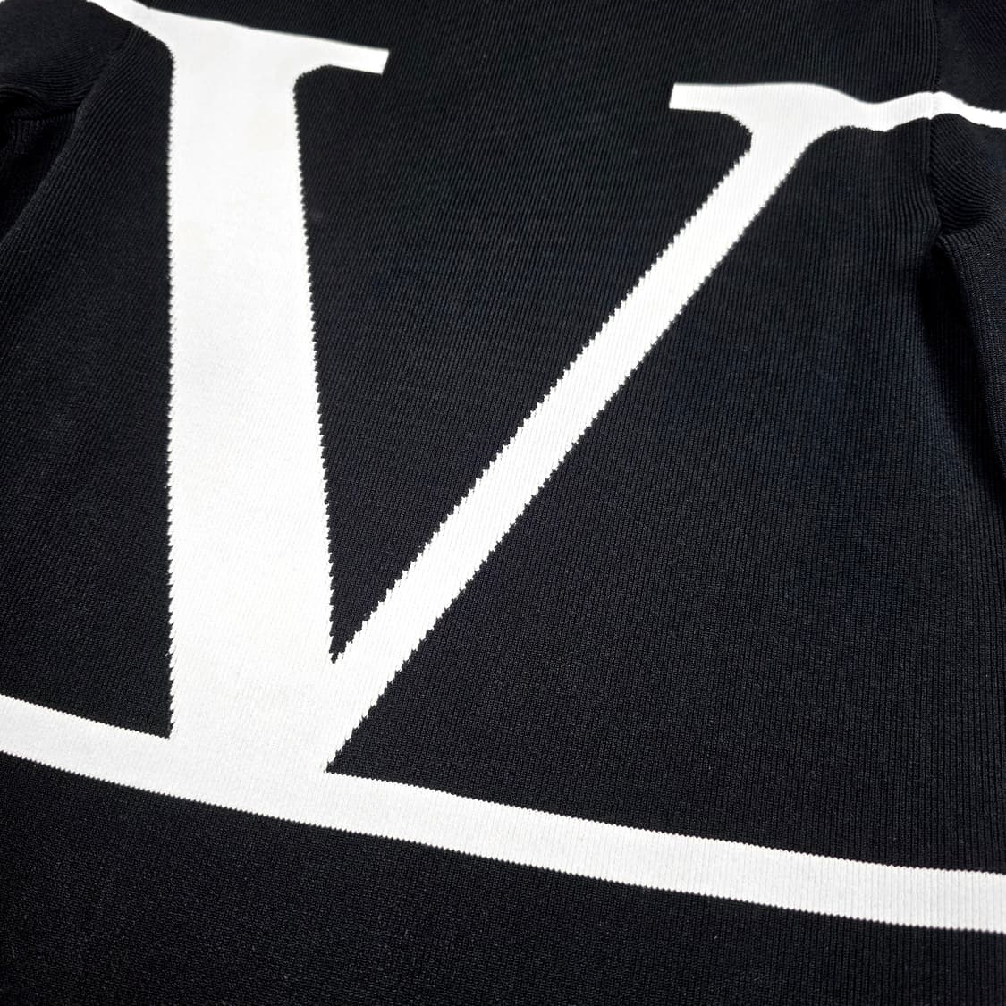 발렌티노 여성 V로고 니트 상품이미지3