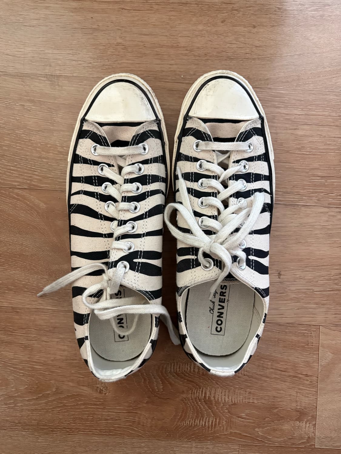 컨버스 척 70 로우 지브라 상품이미지3